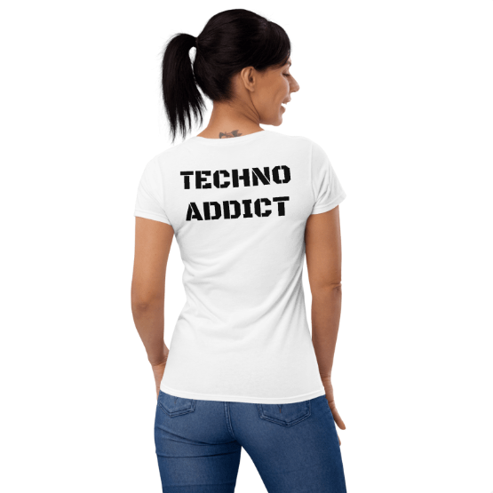 Techno Women's T-shirt Addict